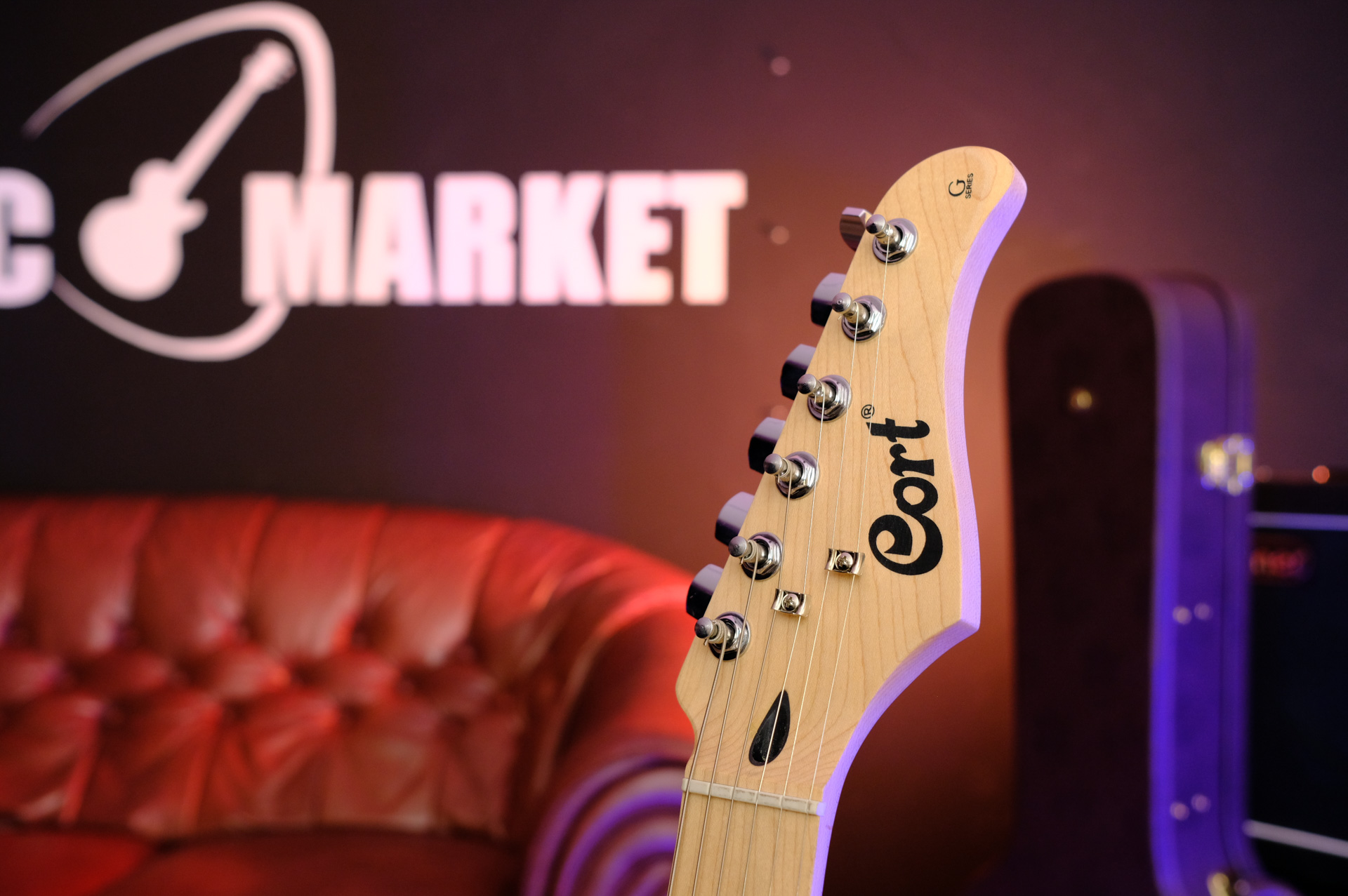 Электрогитара Cort G Series G200DX-NAT