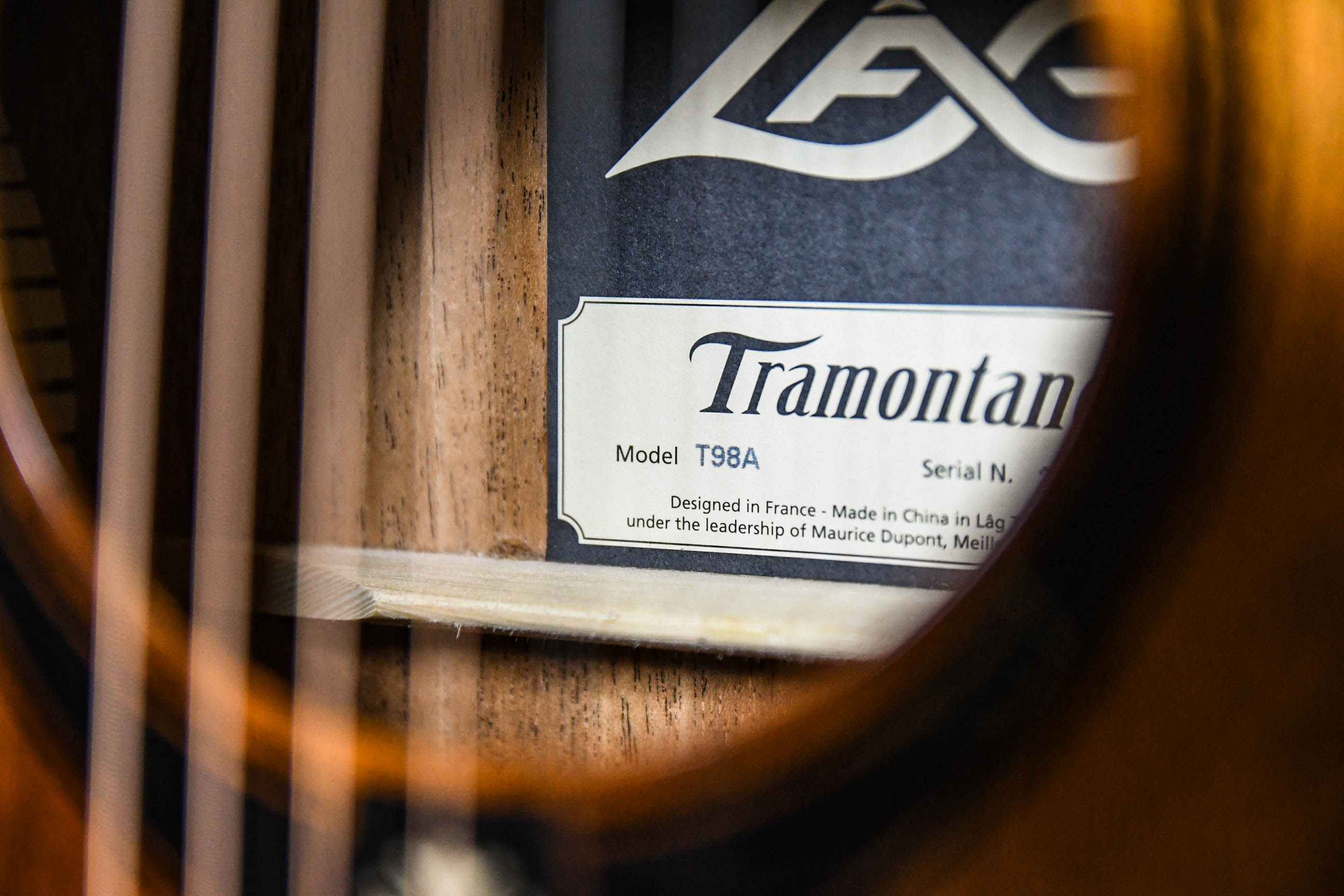 Акустическая гитара LAG T-98A