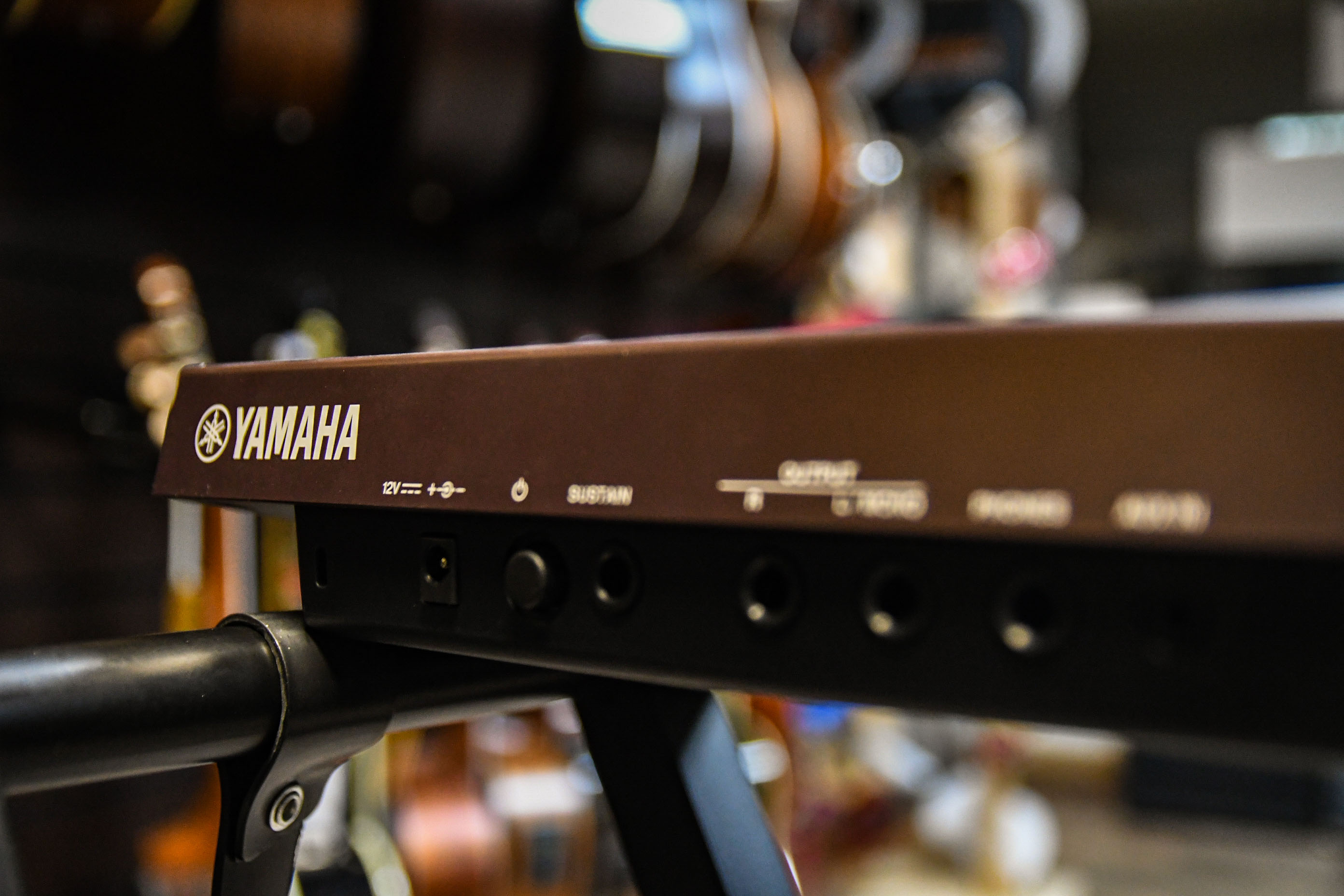 Синтезатор YAMAHA REFACE DX