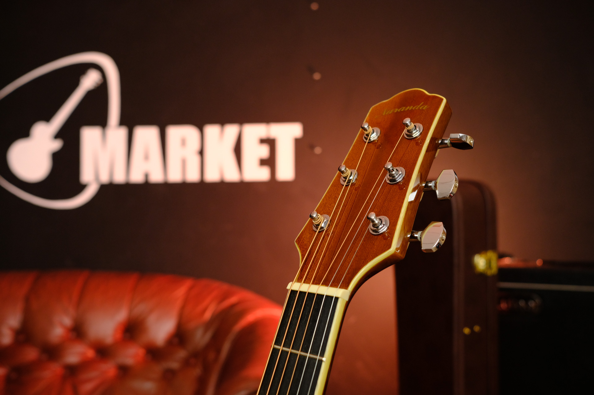 Акустическая джамбо-гитара Naranda JG303CNA