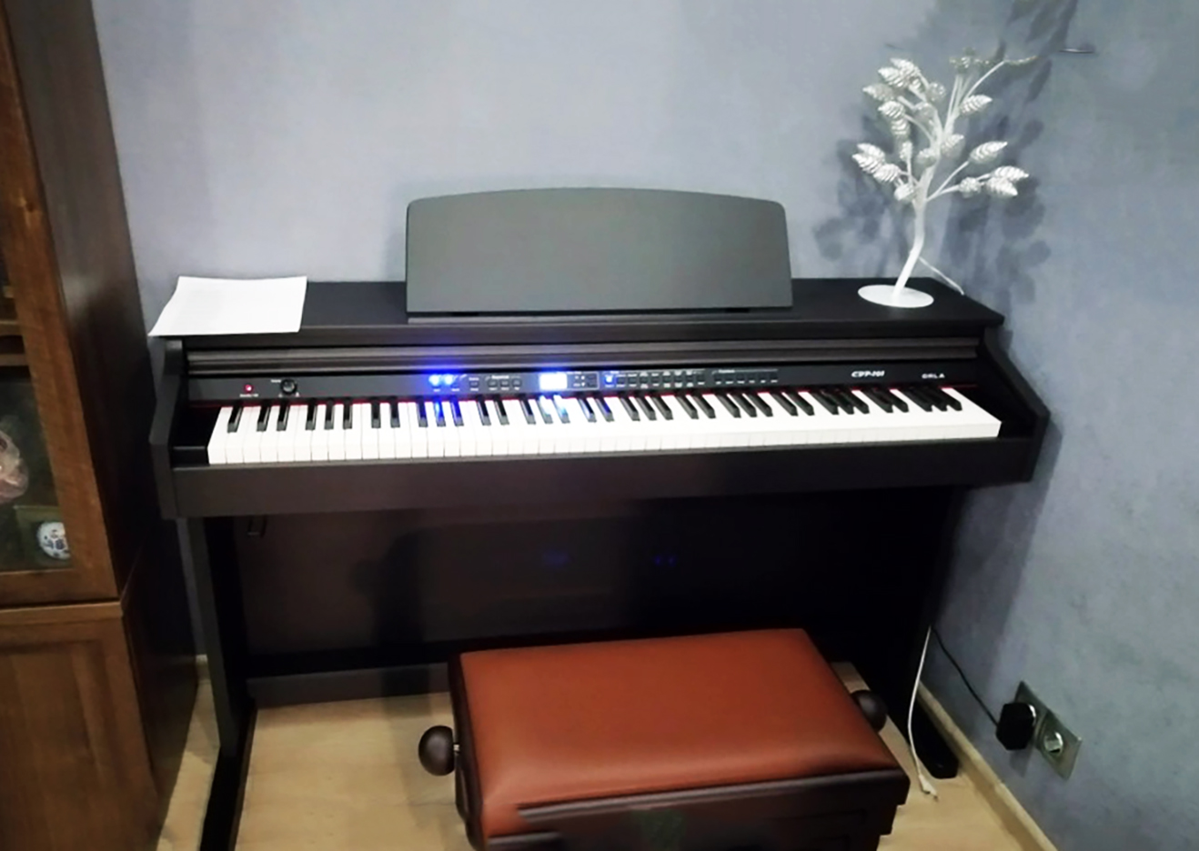 Цифровое пианино Orla CDP-101-POLISHED-BLACK, черное полированное