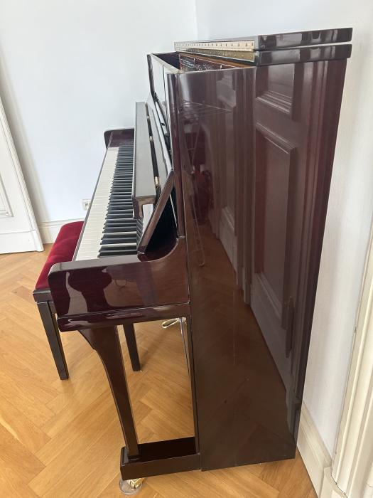 W123WL Пианино акустическое, орех, с банкеткой Wendl & Lung