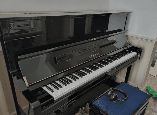 Акустическое пианино Yamaha U1 TA2