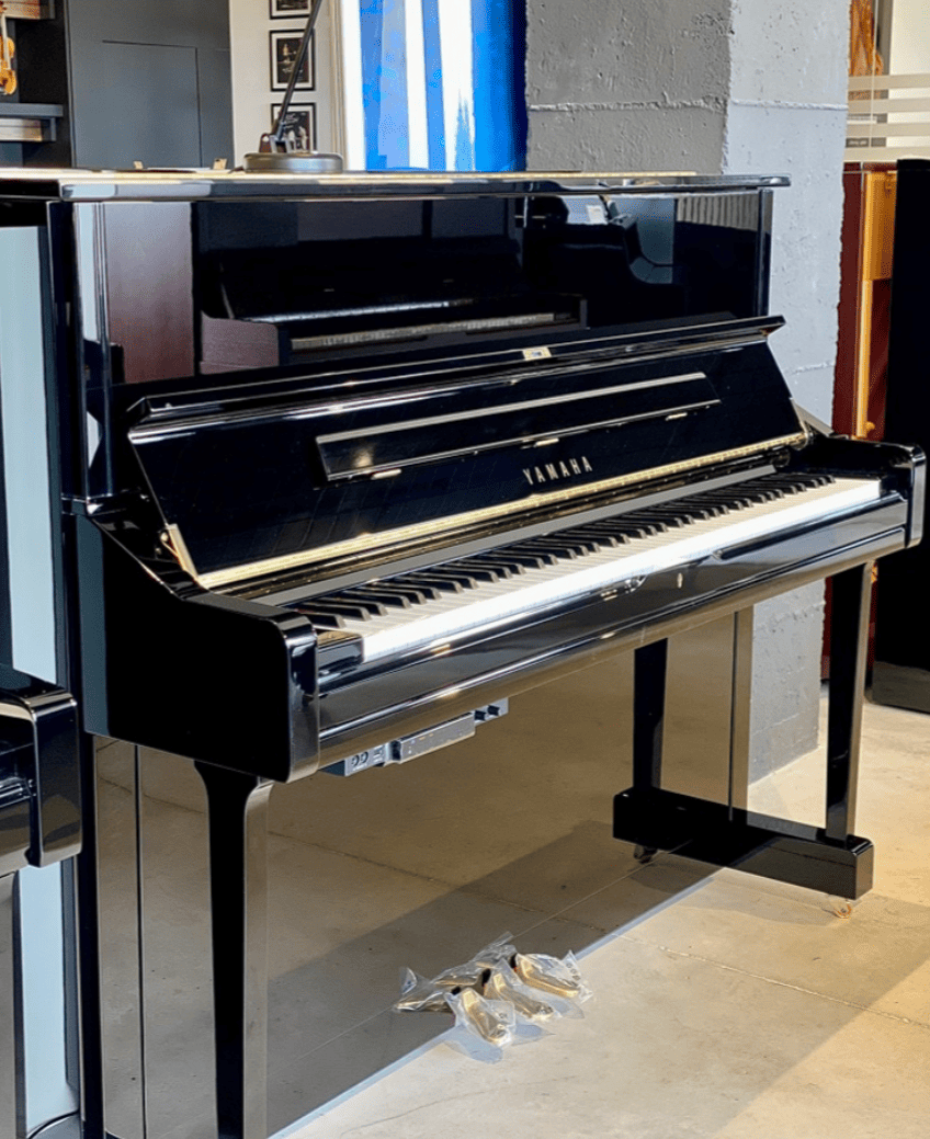 Акустическое пианино Yamaha U1 TA2