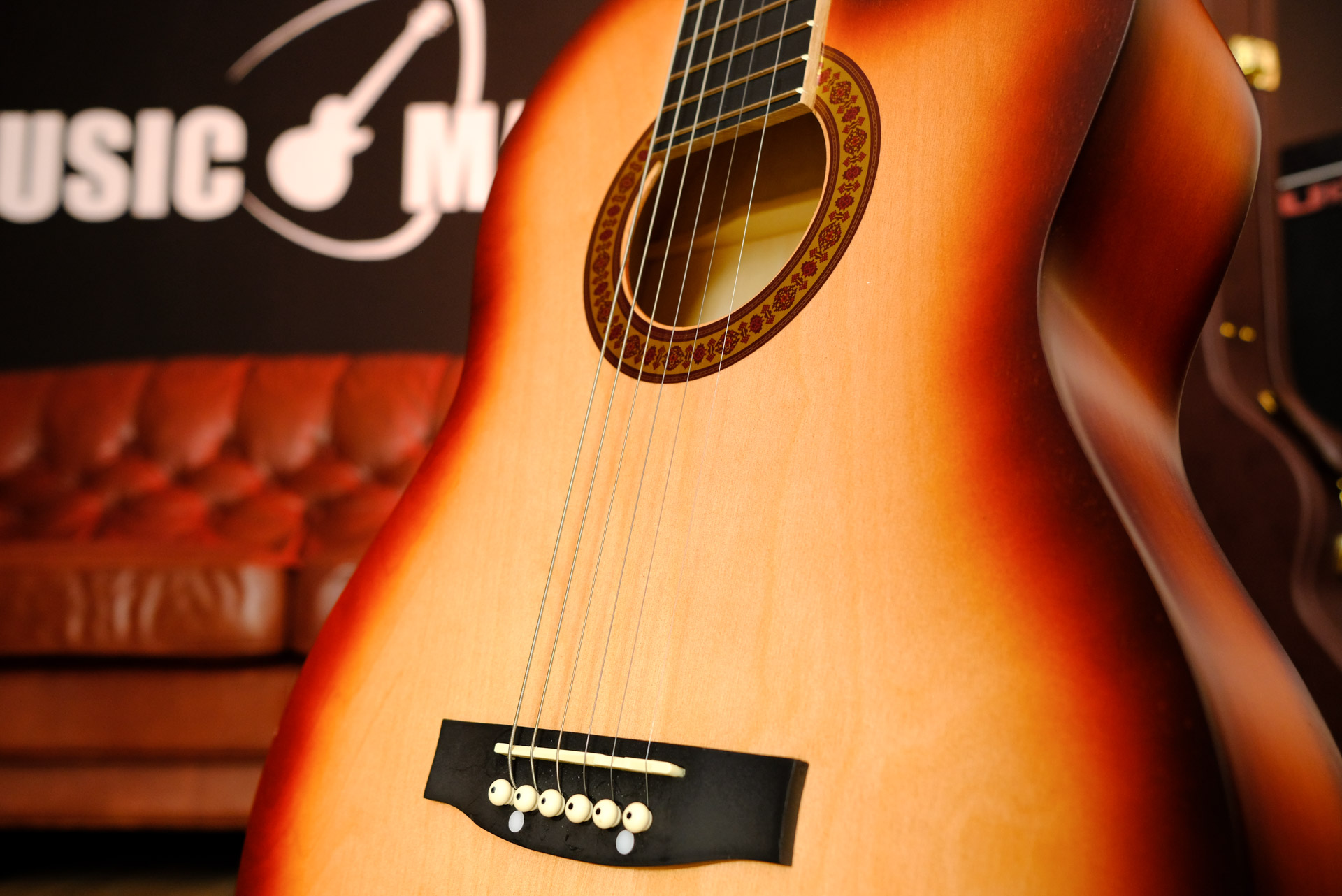 Акустическая гитара Амистар M-32-SB