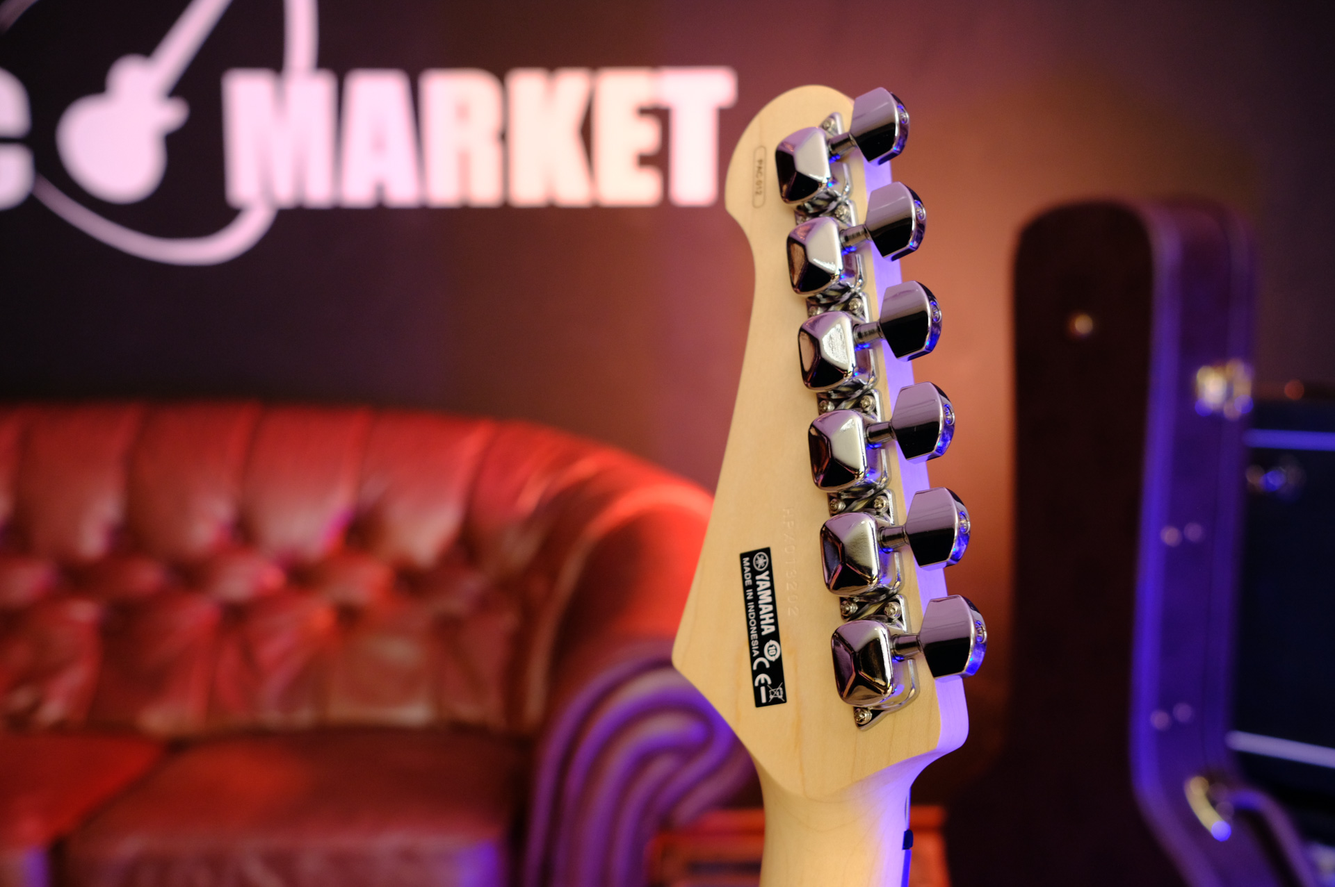 Электрогитара Yamaha PACIFICA 012 WHITE