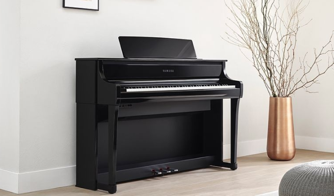 Цифровое пианино Yamaha CLP-775 B