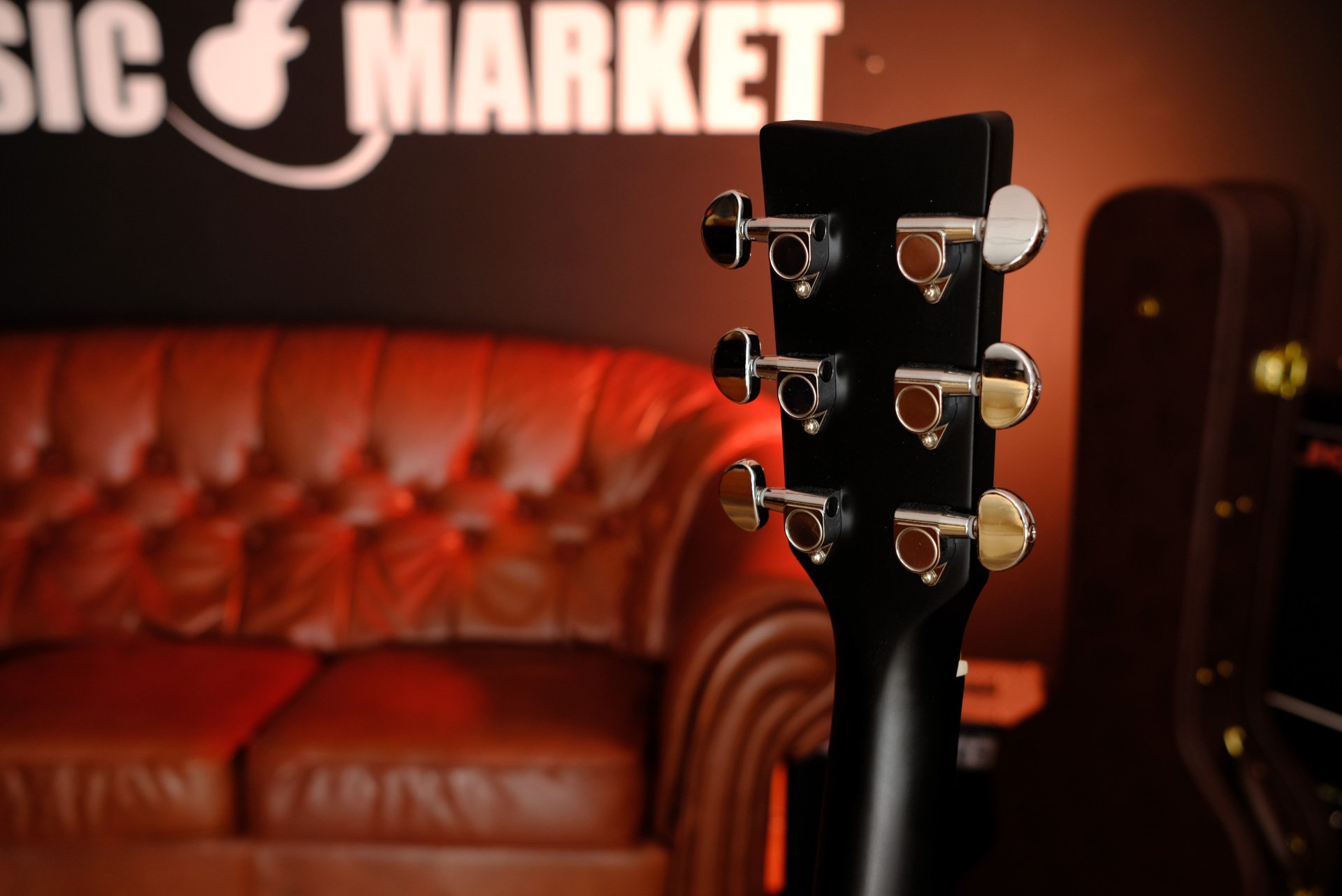 Акустическая гитара Yamaha F370 BLACK